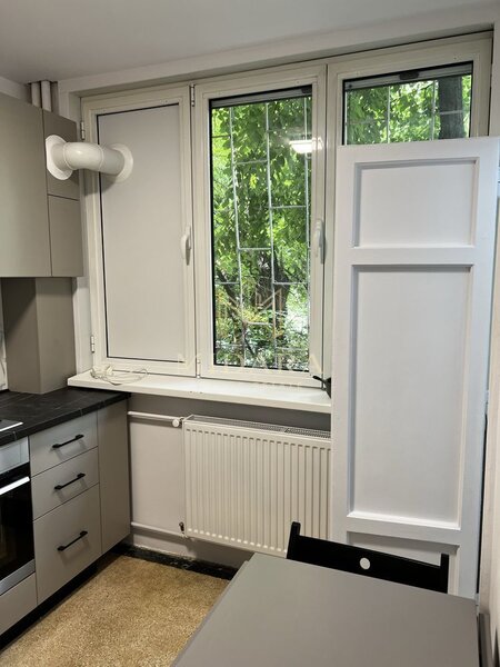 Maresal Averescu, 2 camere decomandat, etaj 1, prima inchiriere, 600 €.