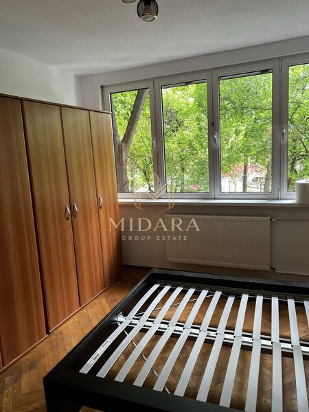 Maresal Averescu, 2 camere decomandat, etaj 1, prima inchiriere, 600 €.